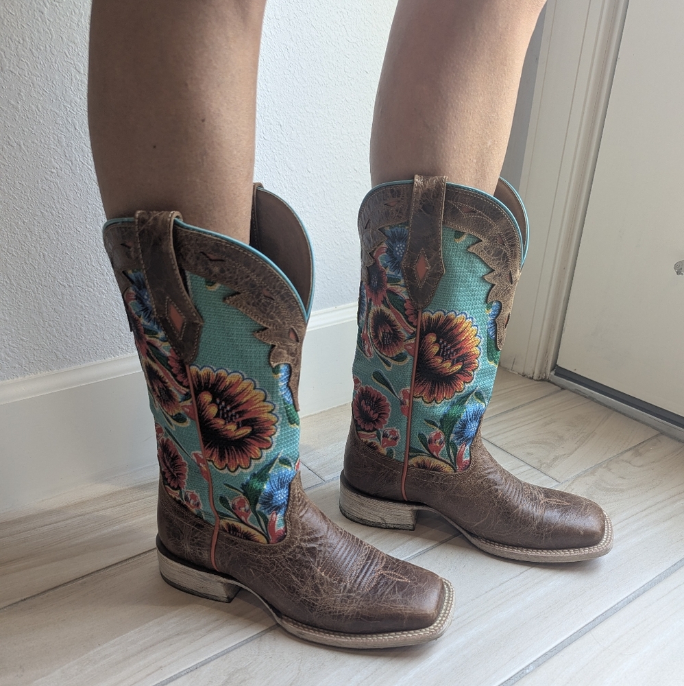 Ariat Circuit Champion Floral Square Toe Cowboy Boots - Picture 9 of 11